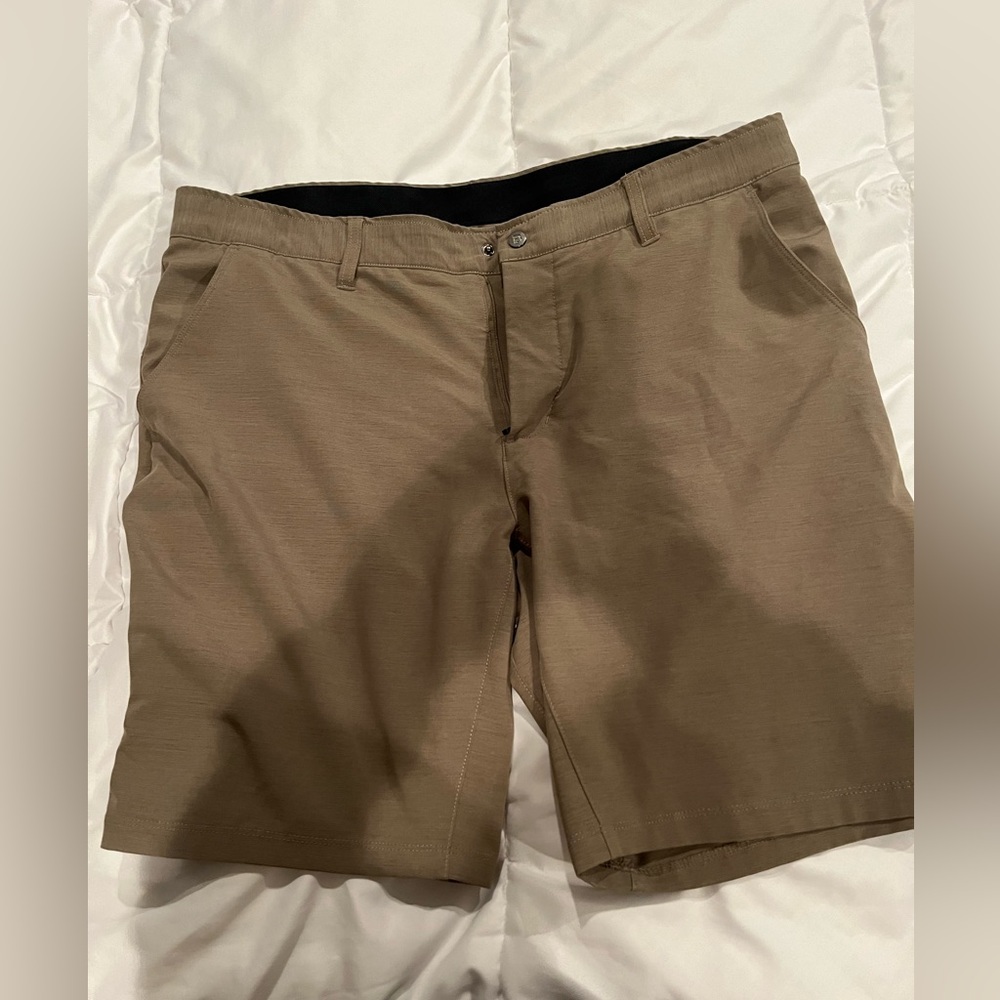 COPY - BYLT shorts, size 38, khaki/brown